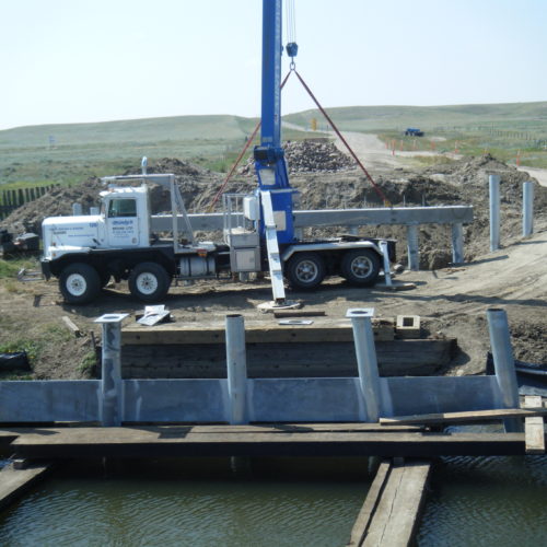 Image of 25 ton crane truck